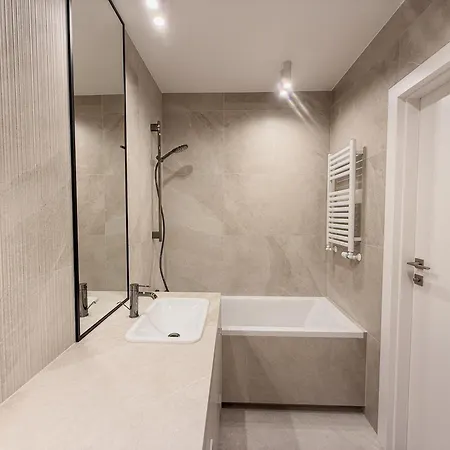 Apartment Activpark Brynow *